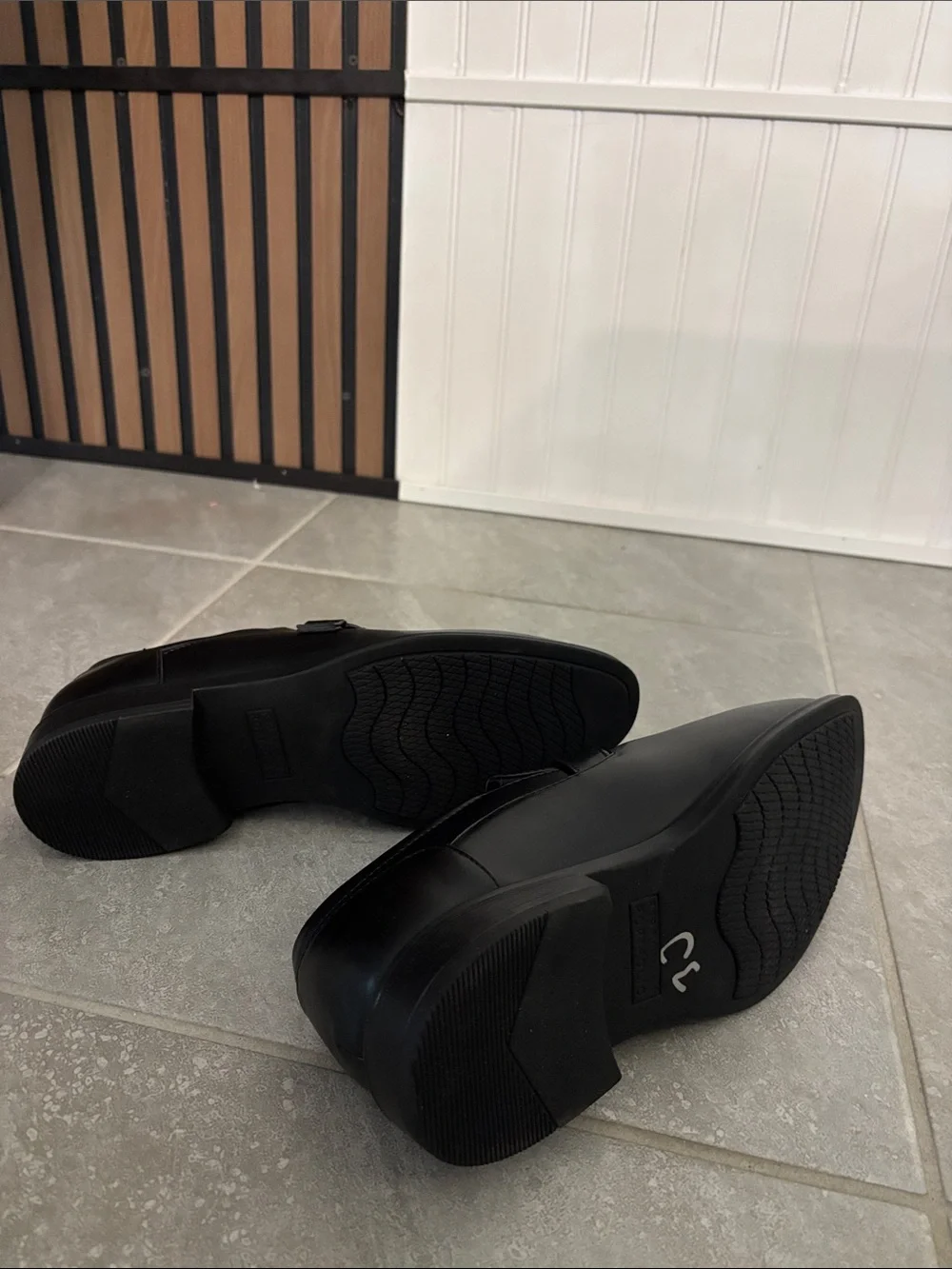 Men's Black Leather Slip-On Dress Shoes - Classic Formal Loafers